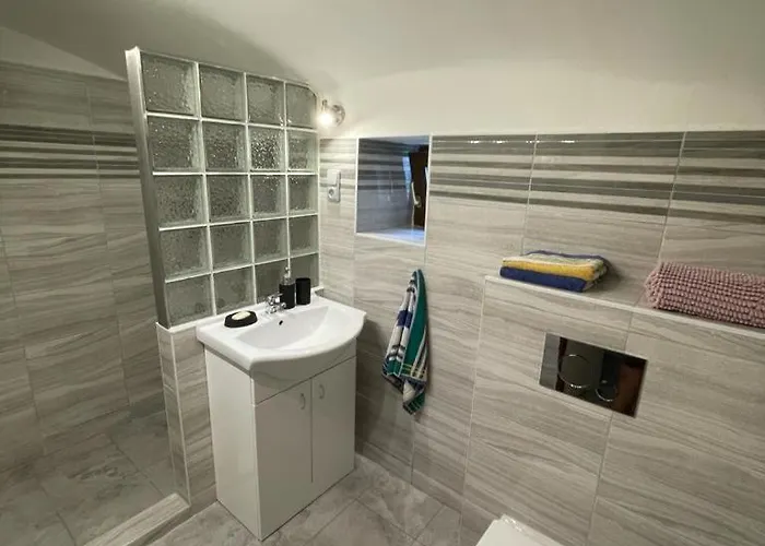 Apartment Pod Milesovkou *